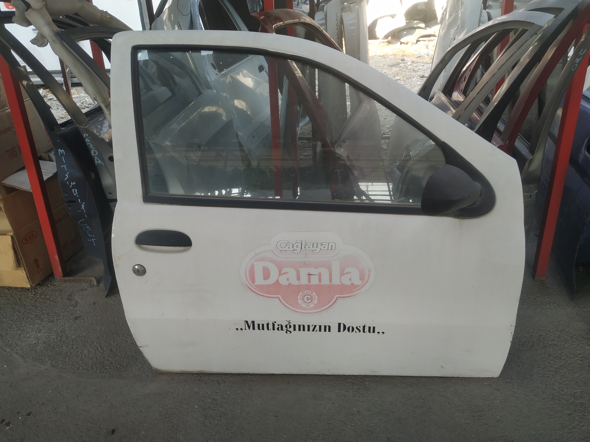 Palio Van sağ ön kapı 